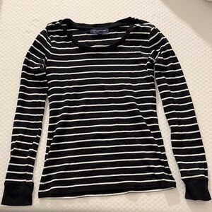 Jones New York Vintage Long Sleeve Striped Black and White Top/Sweater